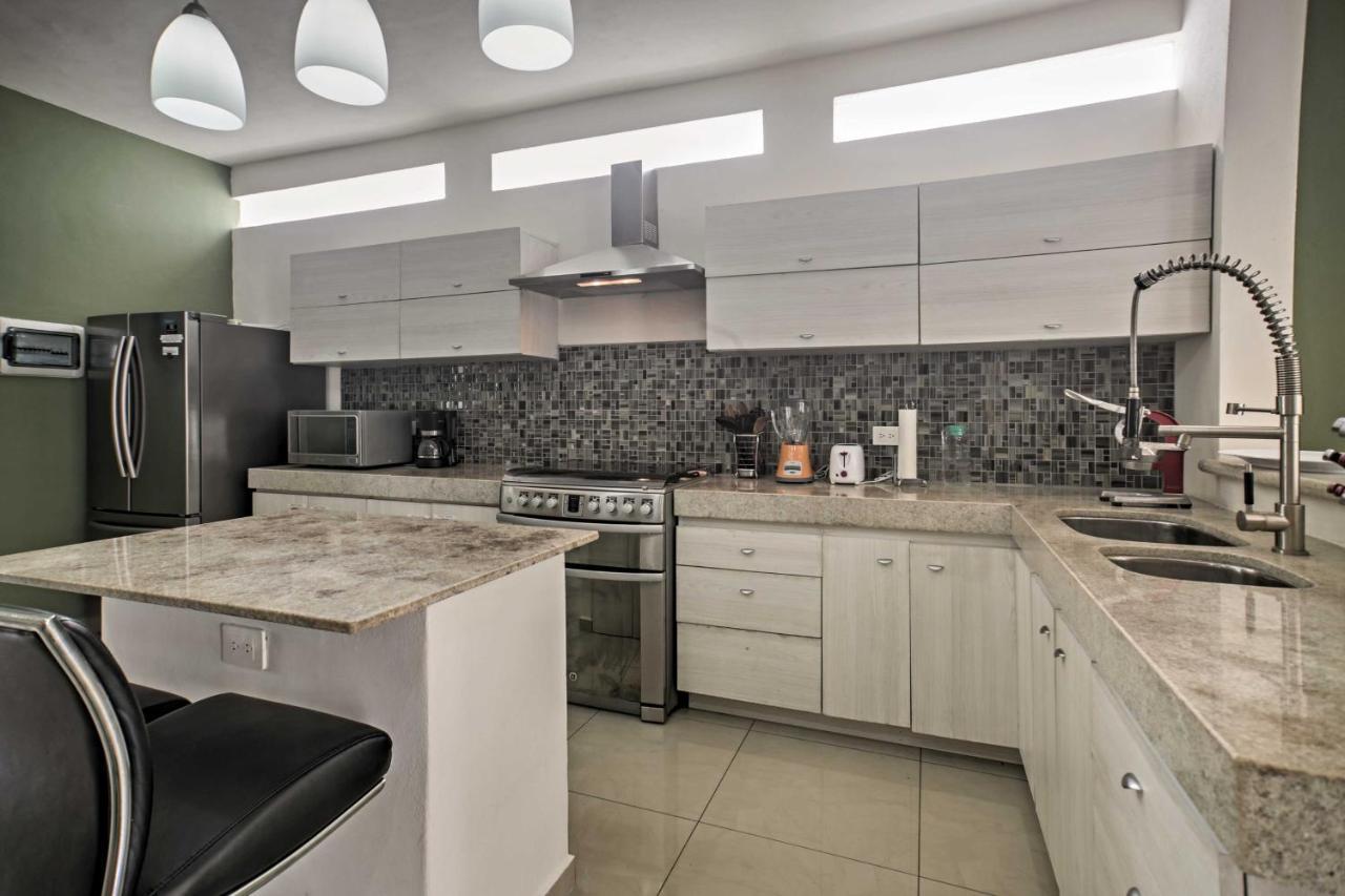Casa Esmeralda W/ Pool Access & Furnished Patio! *