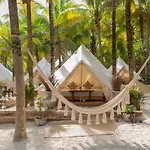 Hotel Cinco