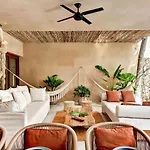 Privada Soliman Bay Pets Welcome! Villa *