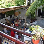 Lobo Bed and breakfast 2*