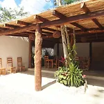 Aldea Balam 3*