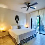 Luxury With Private Terrace Apartamento Tulum