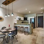 Luxury With Private Terrace Apartamento