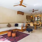 Casa Wahh *