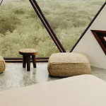 Hotel Mamasan Treehouses &