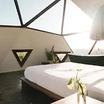 Mamasan Treehouses & Hotel Tulum