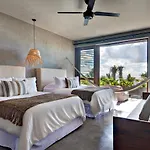 Beachfront Villa In Tankah Bay