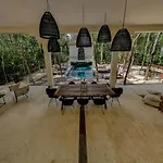 Moroccan Vacation For 16 Guests!