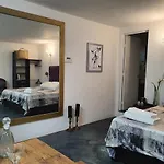 Apartment Elixir Homes *