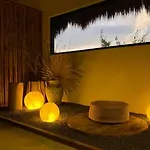 Roc Jungle Hotel