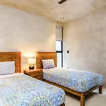 Eco-sustainable Luxury Between Hotspots & Town By Stella
