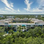 Mistiq Apartahotel 3*