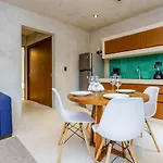 Eco-sustainable Luxury Between Hotspots & Town By Stella
