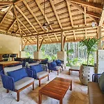 Exclusive & Luxury 2Br Apartment Private Plunge Pool & Balcony Amazing Amenities Lush Gardens