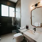 Apartment Kings Mansion For 26 Guests!