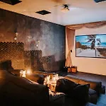 Kings Mansion For 26 Guests! Apartment *