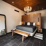 Apartment Kings Mansion For 26 Guests! *