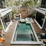 Apartment Kings Mansion For 26 Guests! *