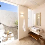 Kiki Tulum