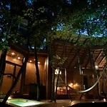 Ojo De Arbol, Boutique In The Real Jungle Villa Tulum