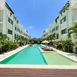 Apartment And Penthouse Blue Luxury Kukulkan Tulum