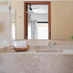 Cozy 3 Bedrooms Townhome-centrally Located-gated-wifi Apartamento Tulum