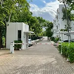 Tuluminati House-Bohemian Chic Luxury @Zama, Tulum