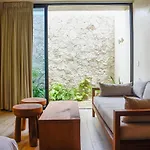 Eterna Hotel 4*