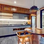 Miraluna 233 At Luum Zama *