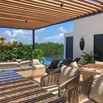 Holiday home Exclusive Building Infinity Pool And Gym Restaurants And Bar District Nearby Tulum