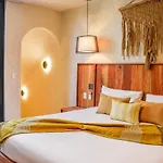 Hotel Eterna