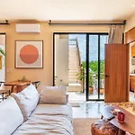 @Villa.Akbal- 2Bd Rooftop W/ Open Dinning Room