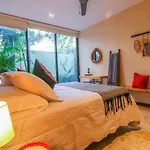 Departamento 2 Recamaras Con Alberca Privada A 10 Minutos De La Playa *