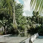 16tulum Villa