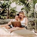 16tulum Villa
