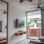 Luxury Penthouse 3br With Private Pool & Rooftop La Veleta