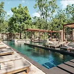 Coral Loft, 2 Pools, Parking, Gym, Pet Park