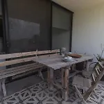 Casa Macarena Loft 1-Br Escape Near Downtown