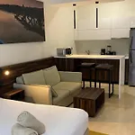 Estudio Moderno Y Zona Exclusiva