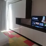 Modern Luxurious And Comfortable *