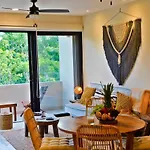 Condo With Amazing Jungle View Top Amenities