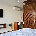 Menesse Luxury By Spot Apartment *