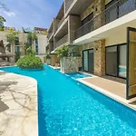 Paramar Ve 005 New Swim Up With Private Jacuzzi