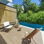 Paramar Ve 005 New Swim Up With Private Jacuzzi