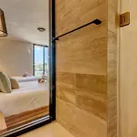 Hotel Eterna