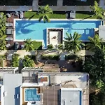Spacious Condo, Beautiful Pool, Wi-fi - Casa Kaanal 104 Apartamento Tulum