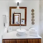 Apartamento Spacious Condo, Beautiful Pool, Wi-fi - Casa Kaanal 104 *