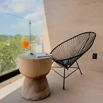 Tuk Rooftop Studio Private Pool *