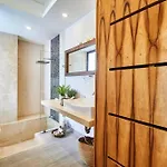 Apartment Neem 14 1br Bohogem In The Heart Of