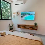 The Savia House - Rooftop & Gym * Tulum